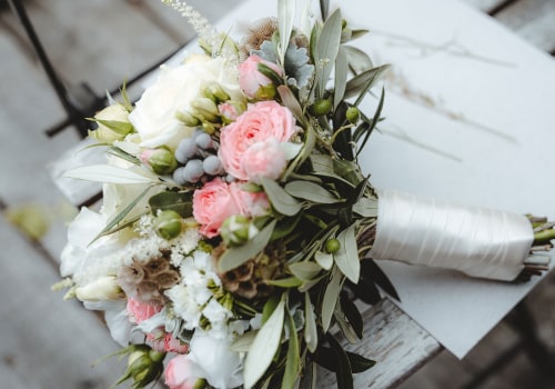 Bridal Bouquet Styles: How to Create the Perfect Floral Arrangements for Your NYC Wedding